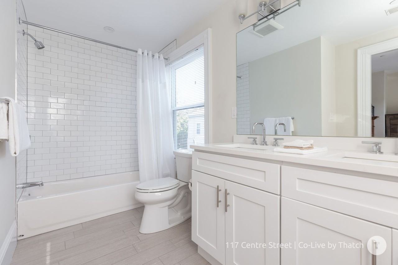 117 Centre St - Photo 6 of 23