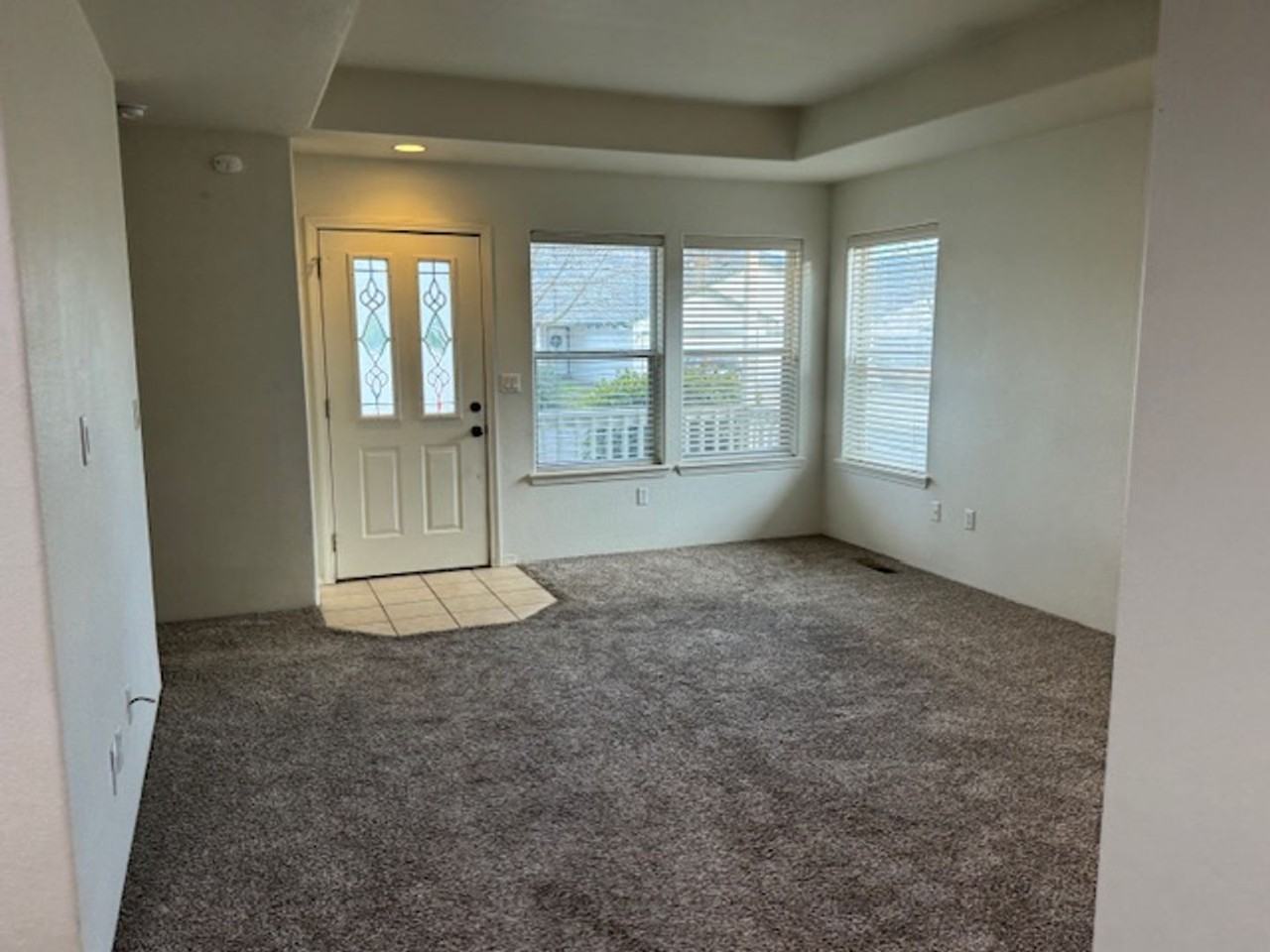 3897 Arrowhead Dr - Photo 3 of 22