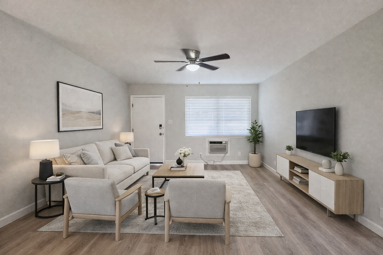 635 Adams St - Photo 4 of 20