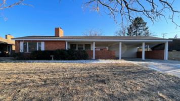 featured image of 1702 Harvard Ave