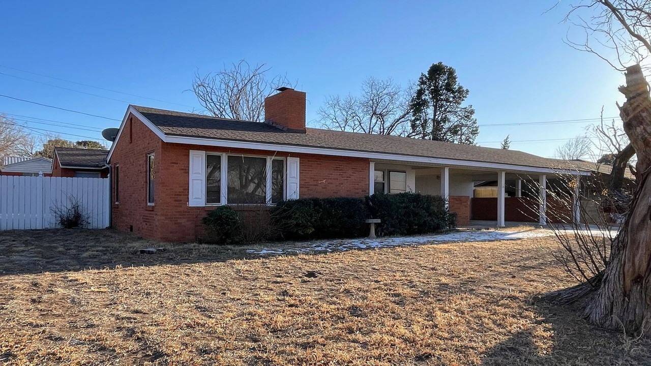 1702 Harvard Ave - Photo 2 of 27