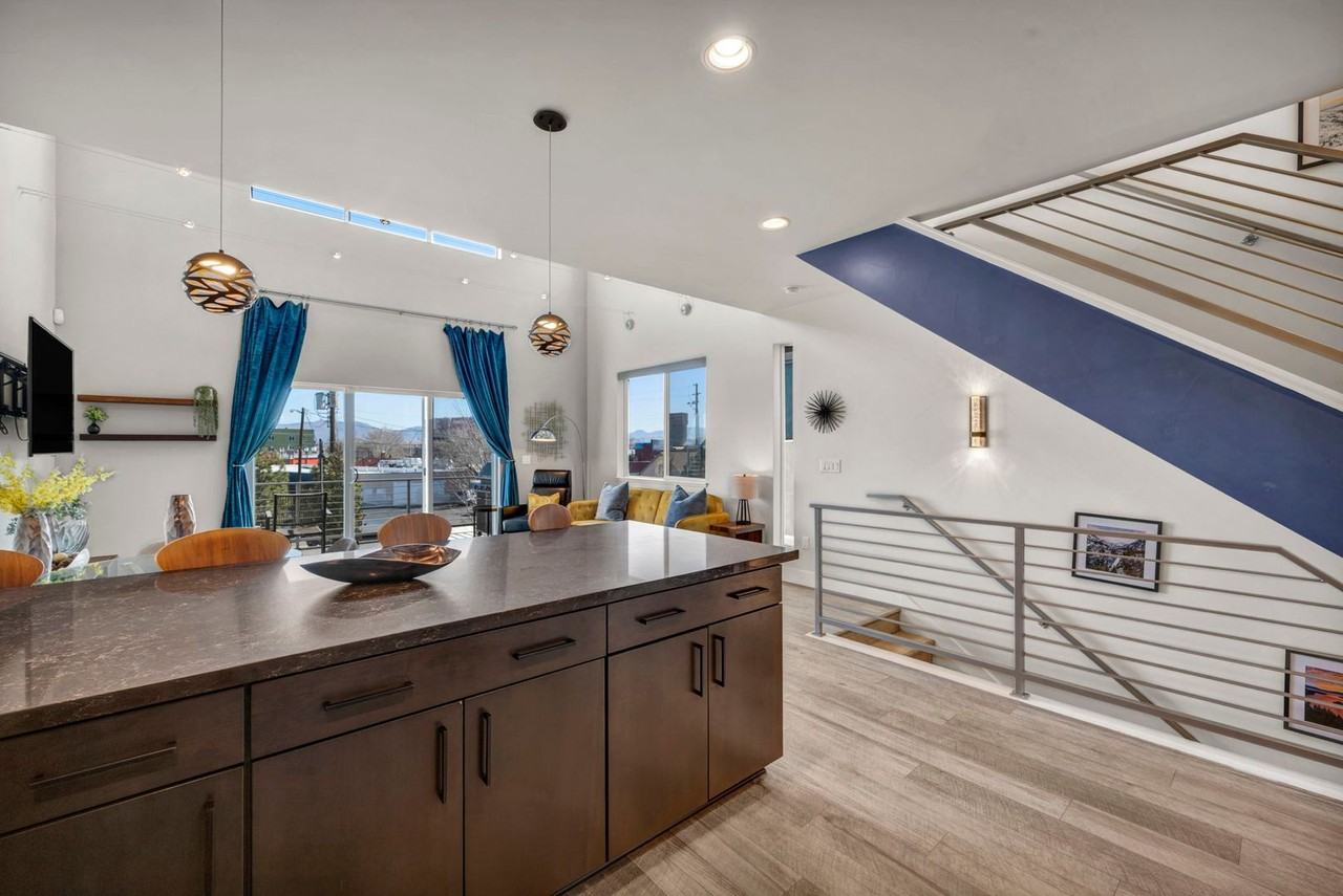 1412 Tonopah St - Photo 5 of 50