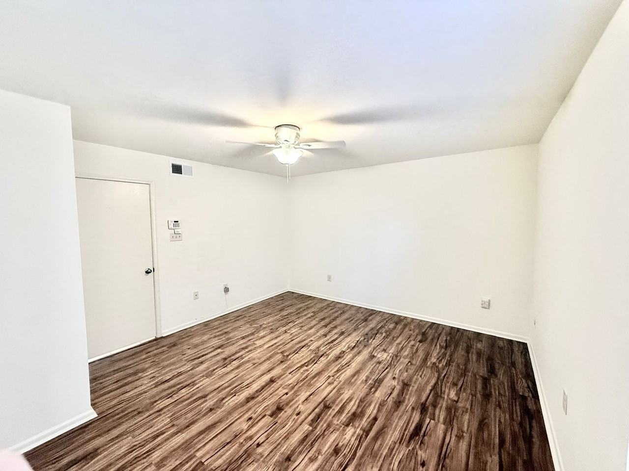 5222 Butter Creek Ln #E2 - Photo 6 of 8