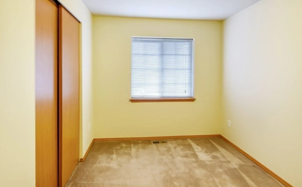 7215 30th St Ne - Photo 7 of 19