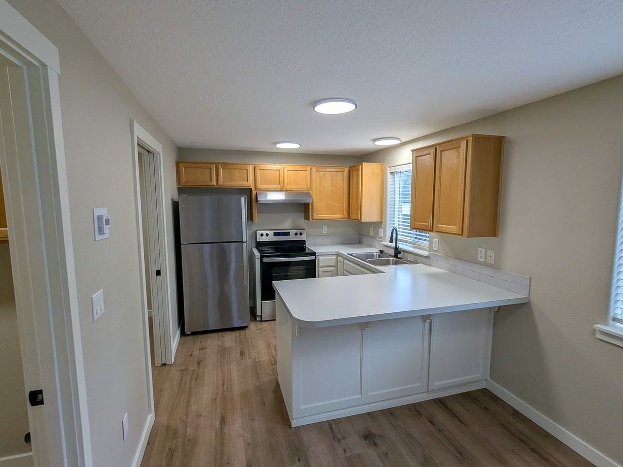 1497 Golden Ln N - Photo 4 of 26