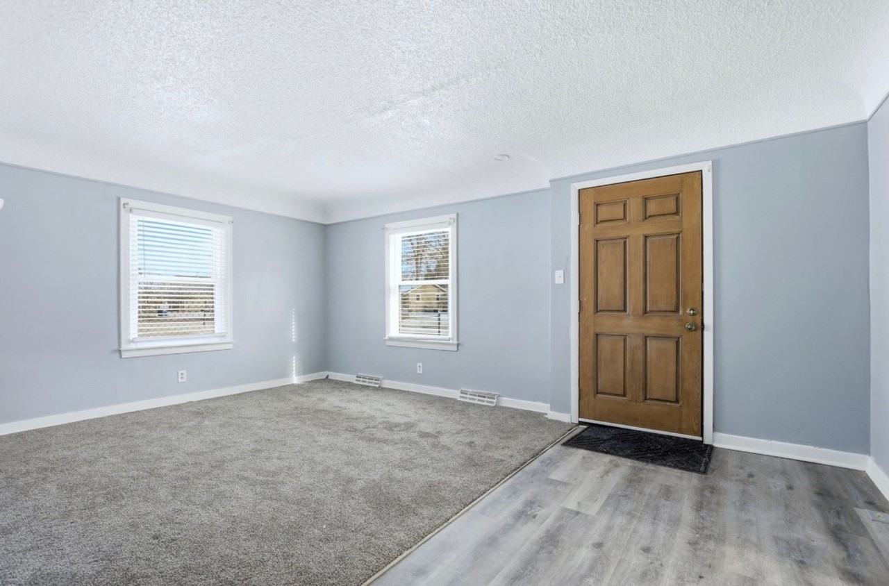 2955 Eddy St - Photo 2 of 16