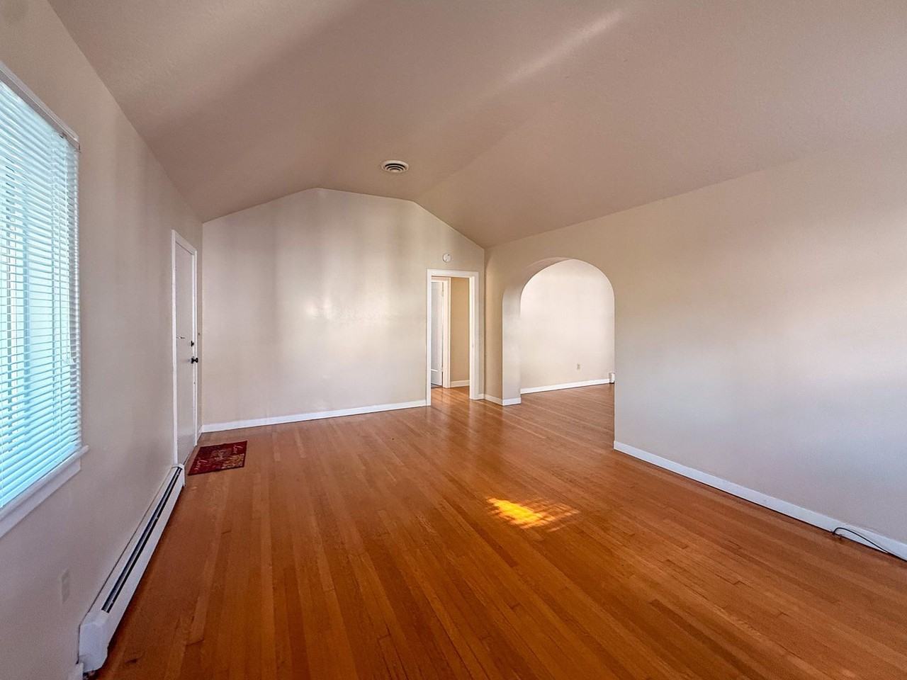 1945 High St Se - Photo 4 of 21