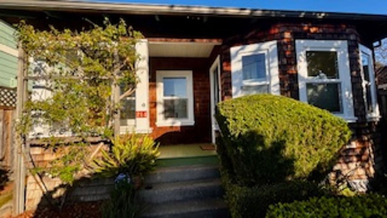 214 3rd Ave - Photo 2 of 21