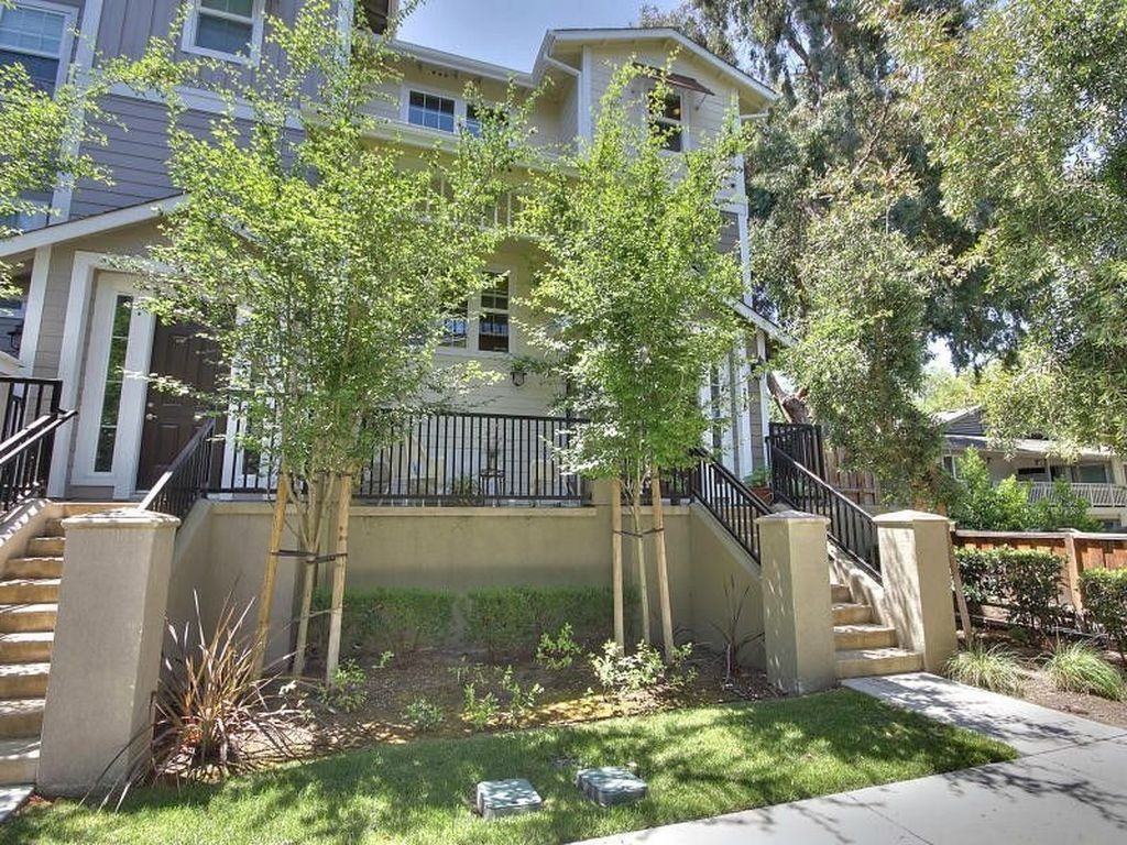 236 Birch Creek Ter - Photo 2 of 18