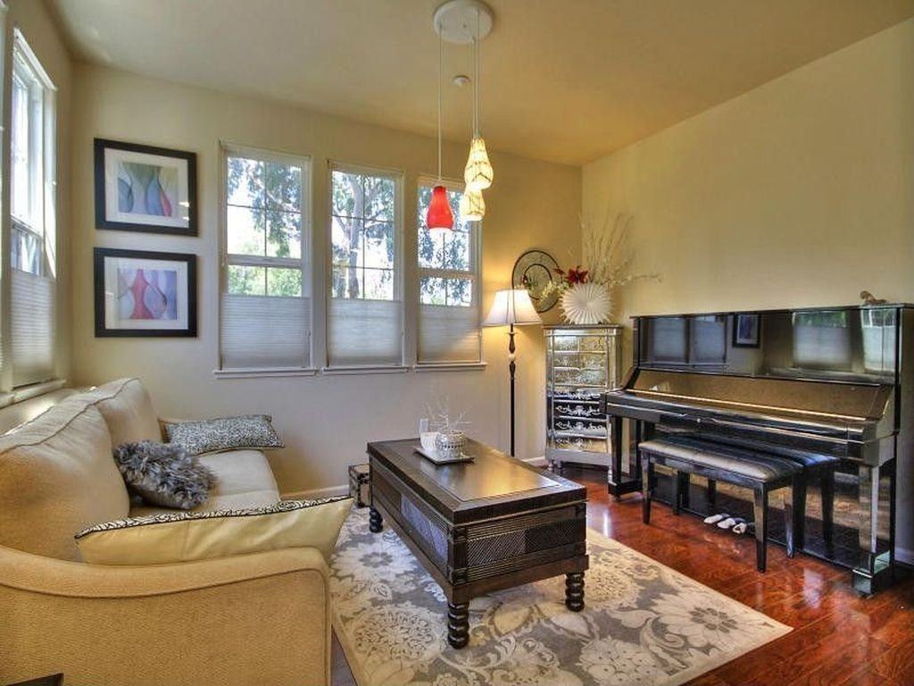 236 Birch Creek Ter - Photo 5 of 18