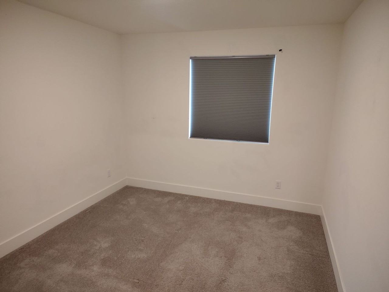 5905 Barsanti Ave - Photo 7 of 25