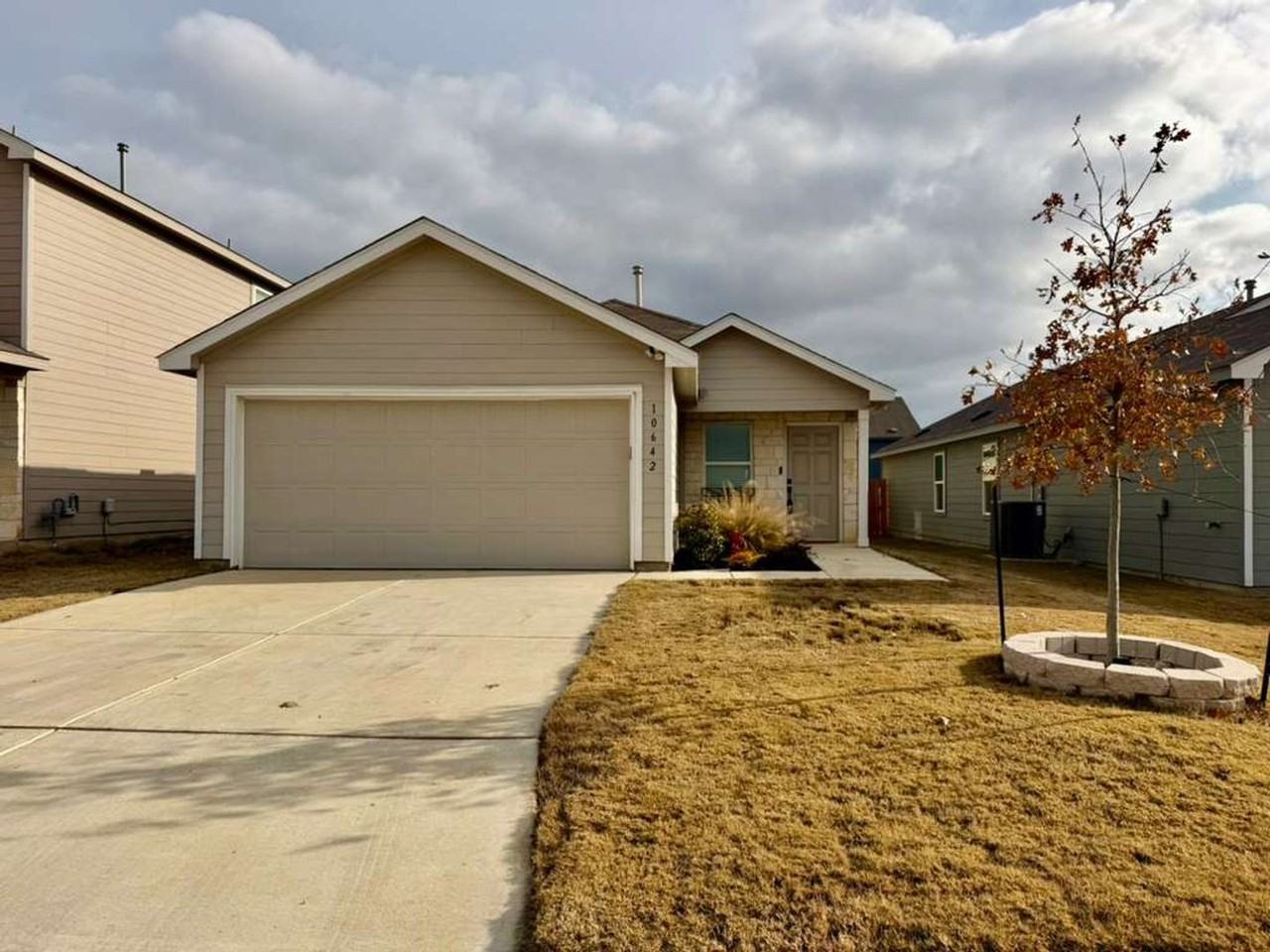 10642 Vesta Curv - Photo 2 of 23