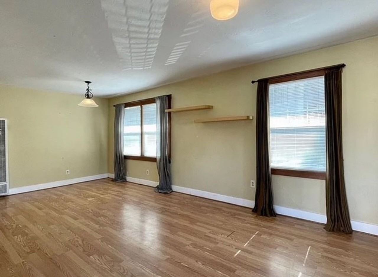 1165 Murray Ave - Photo 5 of 20