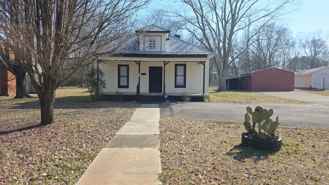 713 W Washington St - Photo 1 of 1