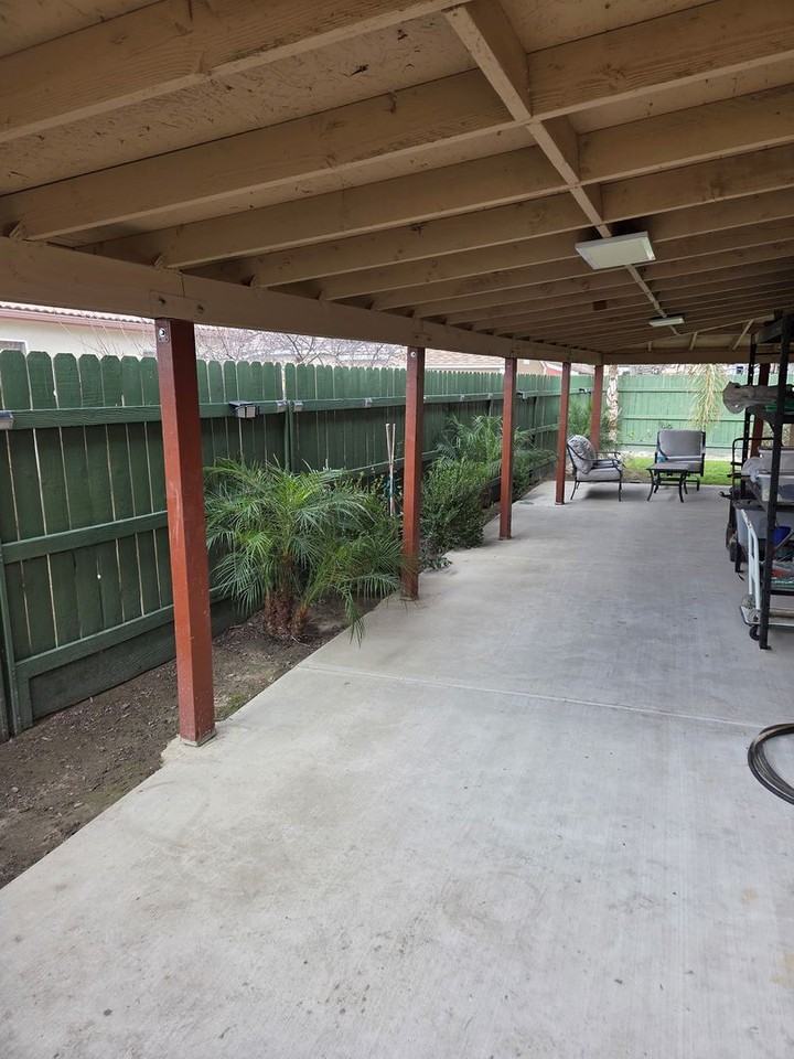 1572 Stinson Dr - Photo 6 of 6