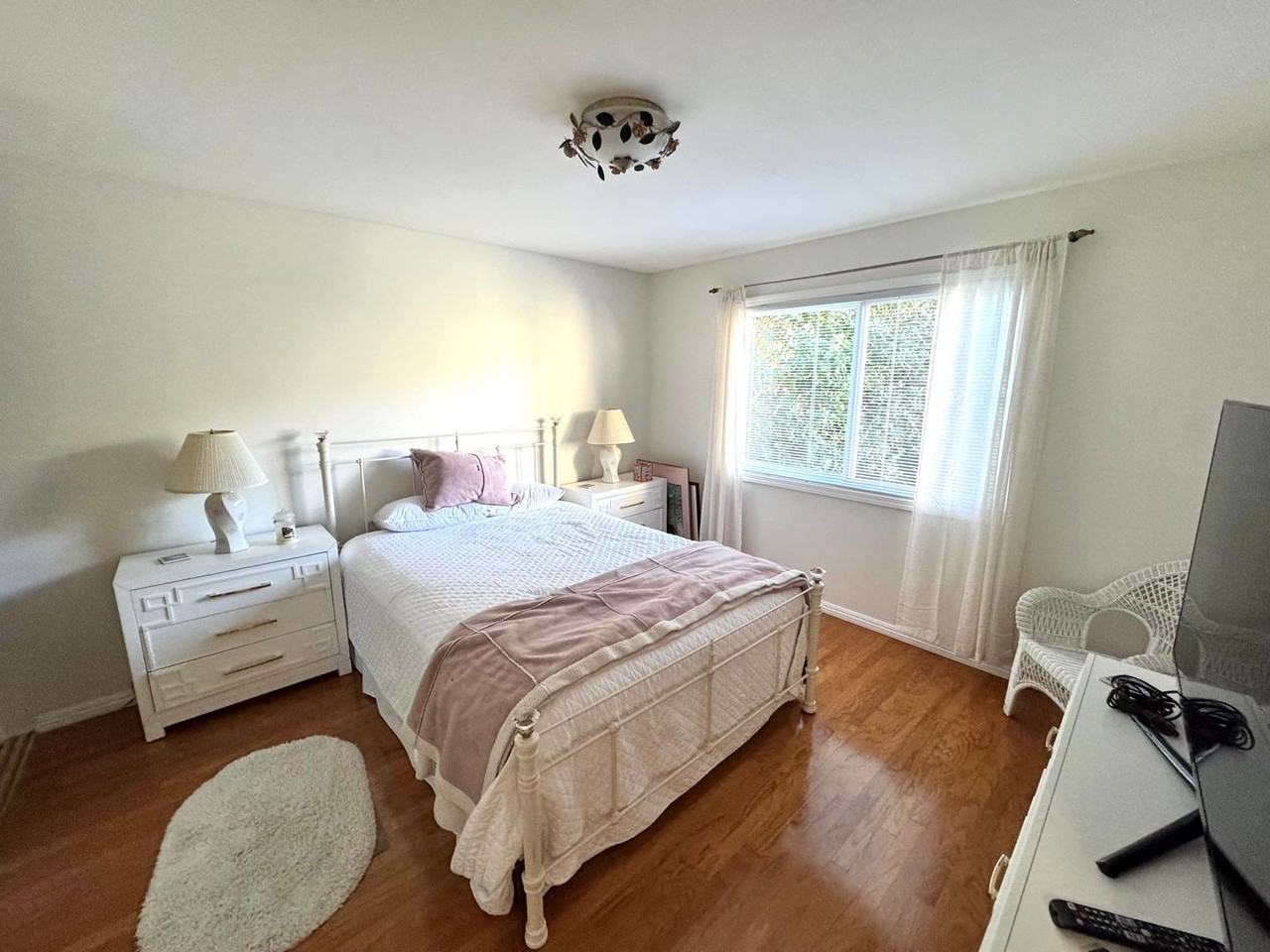 244 Grandridge Ct - Photo 2 of 15