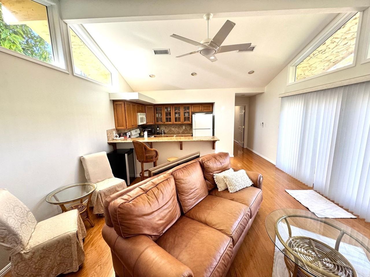 244 Grandridge Ct - Photo 6 of 15