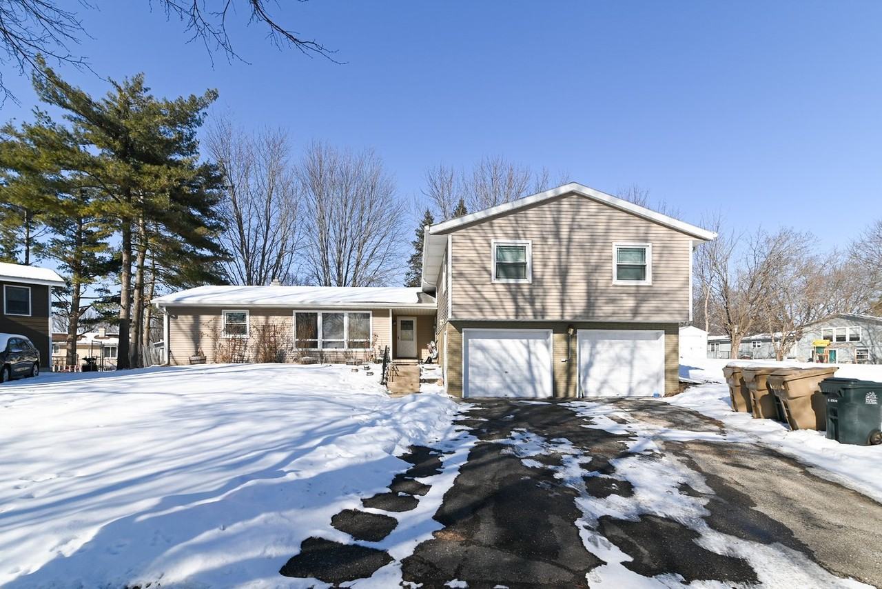 12 Brompton Cir #NA - Photo 2 of 29