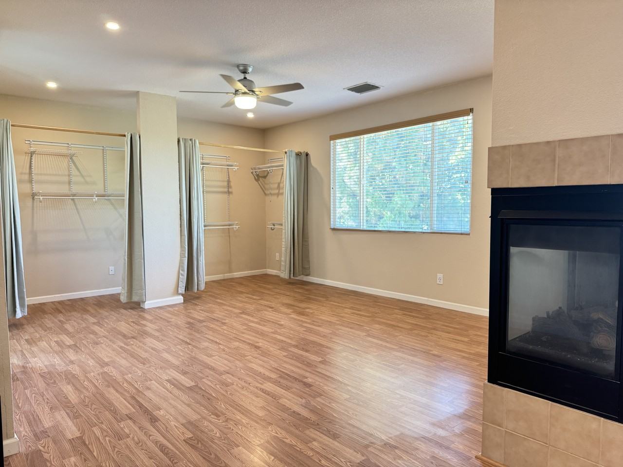 3510 Swallow Way - Photo 5 of 11