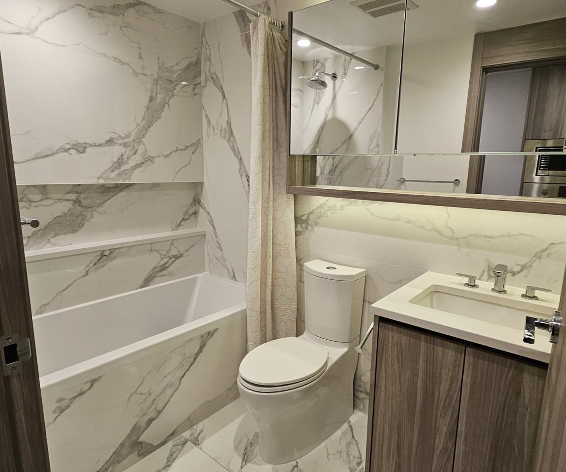 13768 100 Avenue #802 - Photo 2 of 19