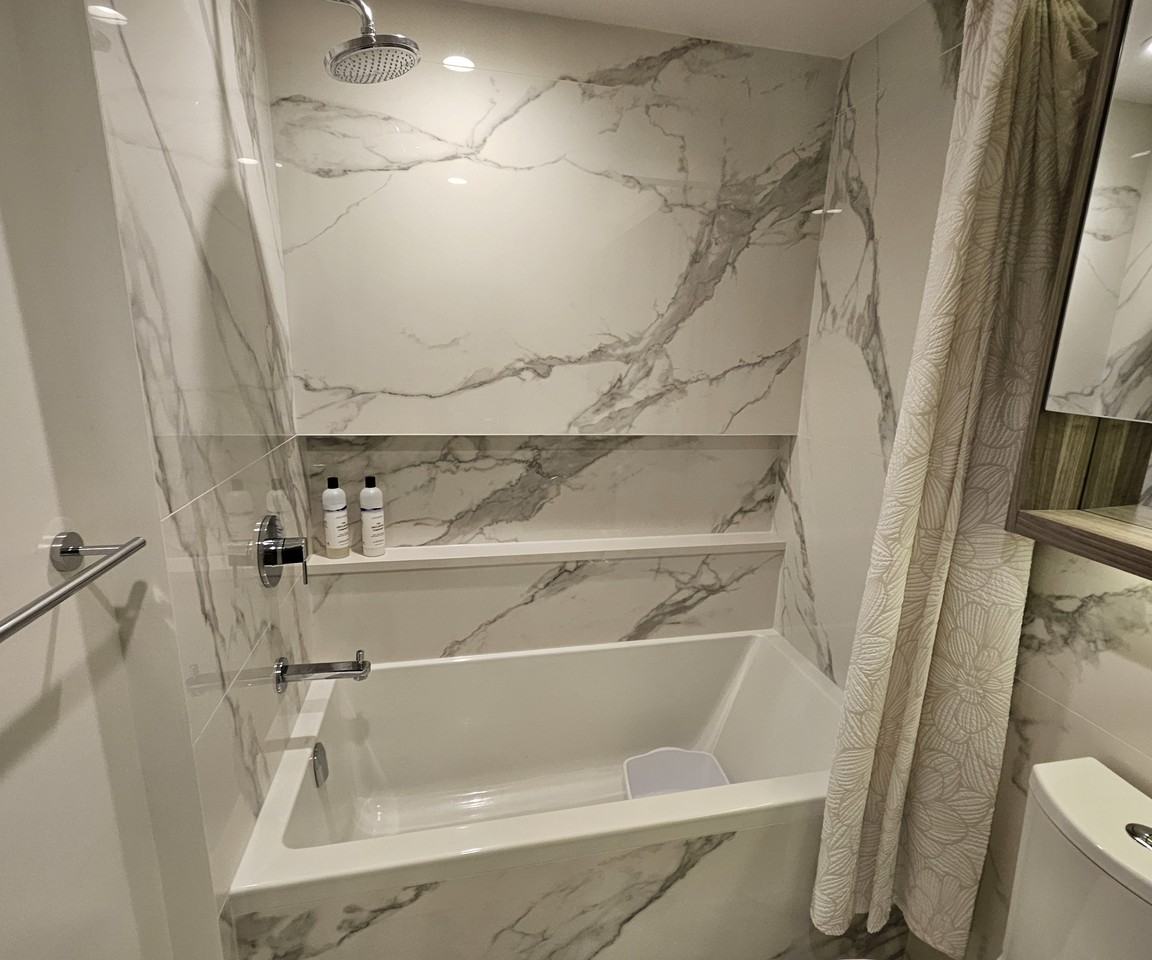 13768 100 Avenue #802 - Photo 3 of 19