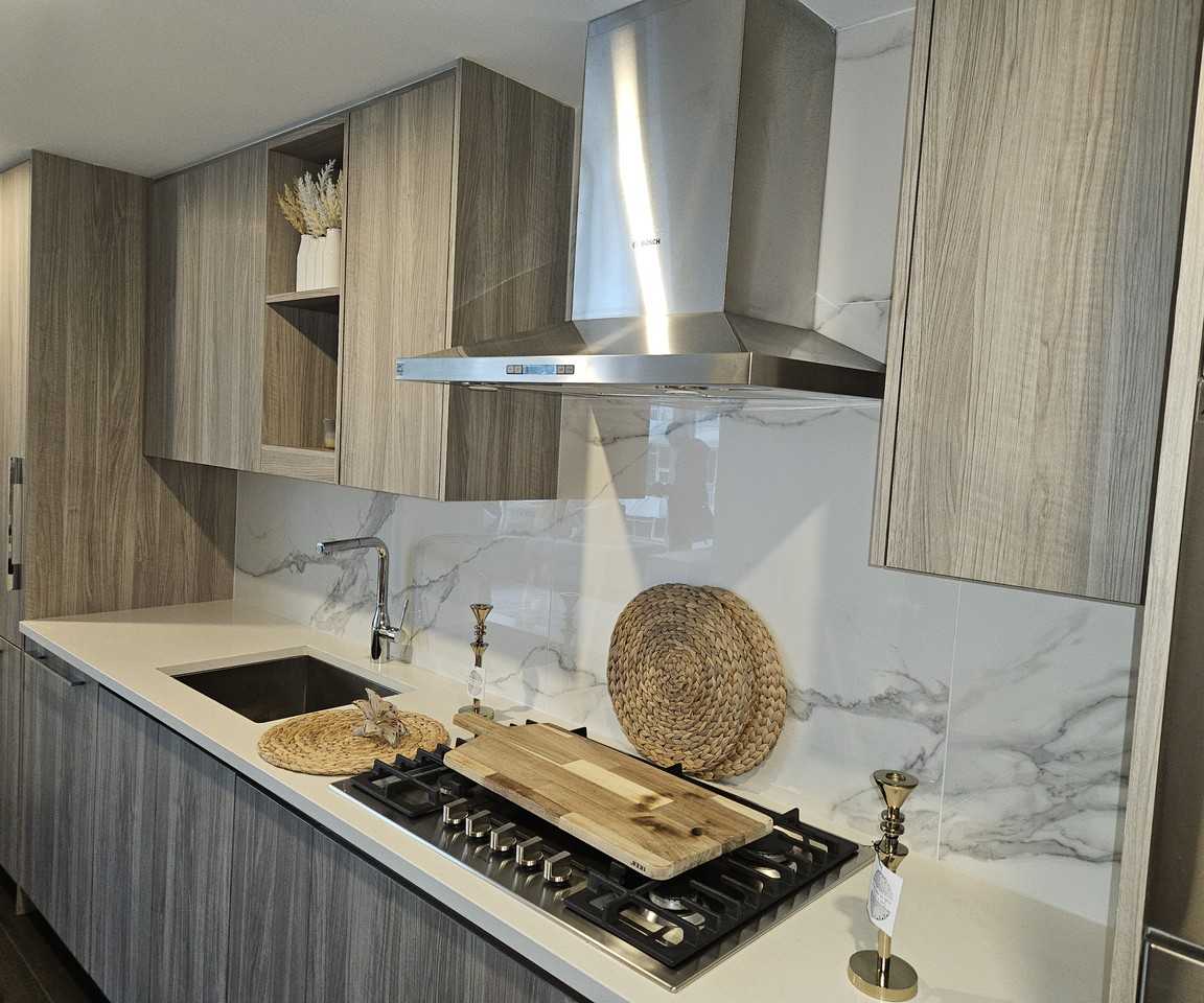 13768 100 Avenue #802 - Photo 5 of 19