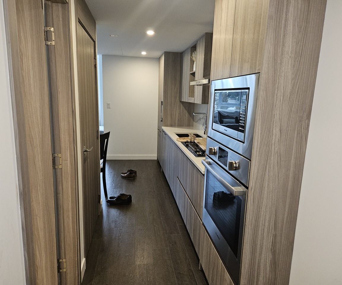 13768 100 Avenue #802 - Photo 6 of 19