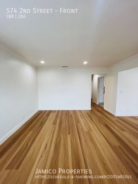 574 2nd St - Photo 5 of 16