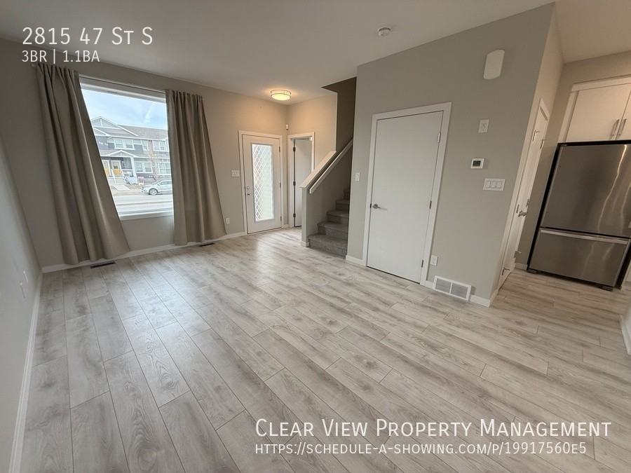 2815 47 St S - Photo 5 of 21