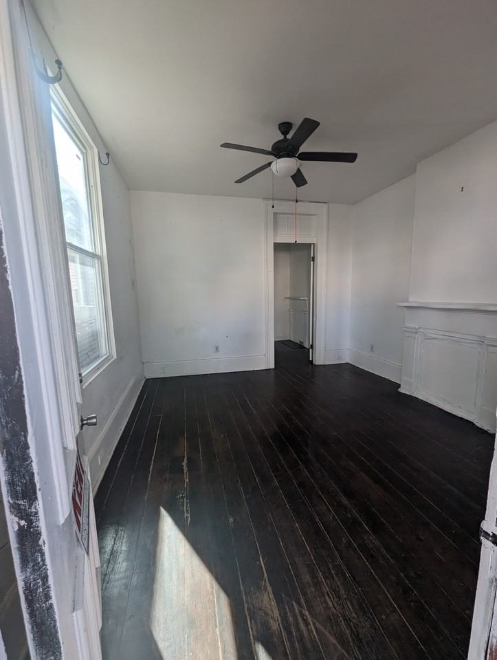 1812 Washington Ave #NA - Photo 2 of 16