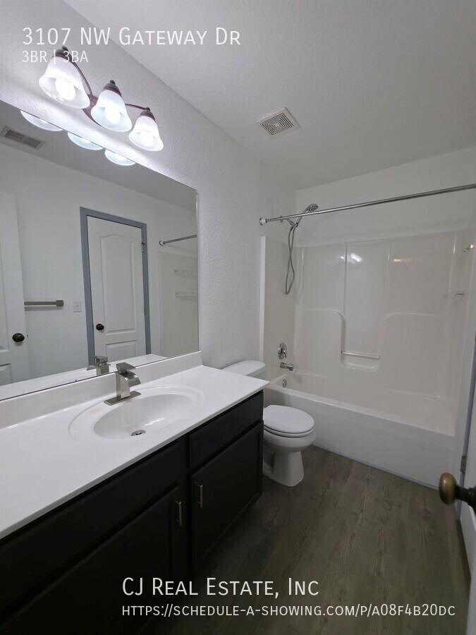 3107 Nw Gateway Dr - Photo 6 of 12