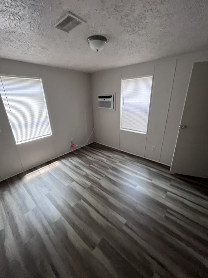 4111 Daisy Ln #NA - Photo 3 of 5