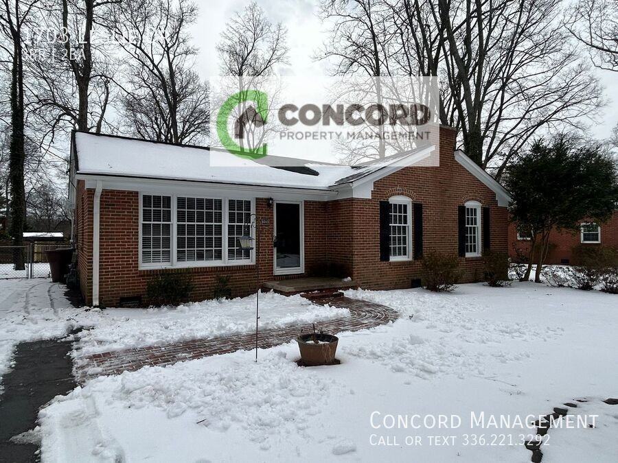 1703 Leslie Rd - Photo 2 of 20