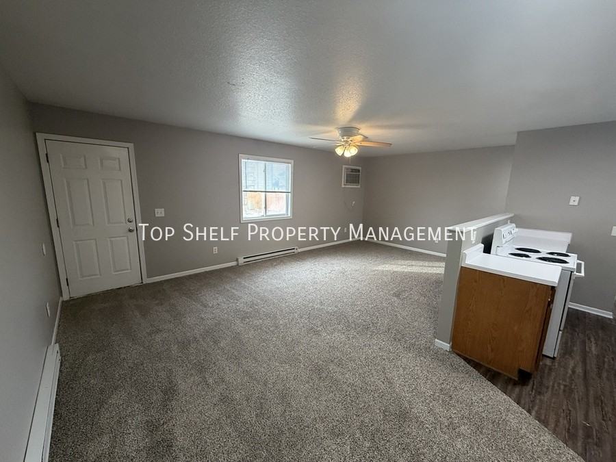 218 4th St Nw - Photo 3 of 10