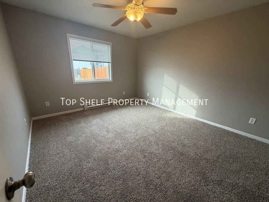 218 4th St Nw - Photo 7 of 10