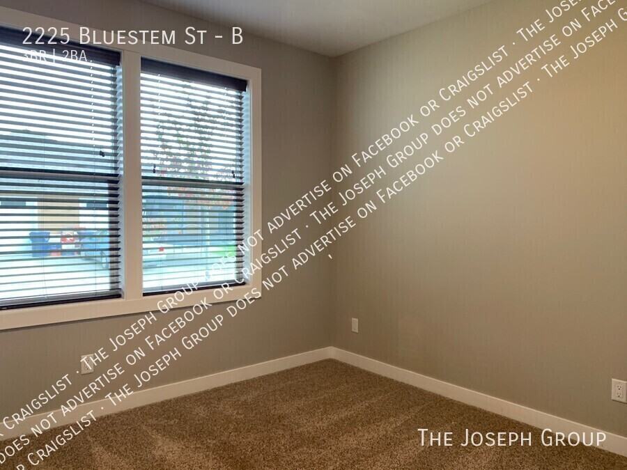2225 Bluestem St #B - Photo 2 of 16