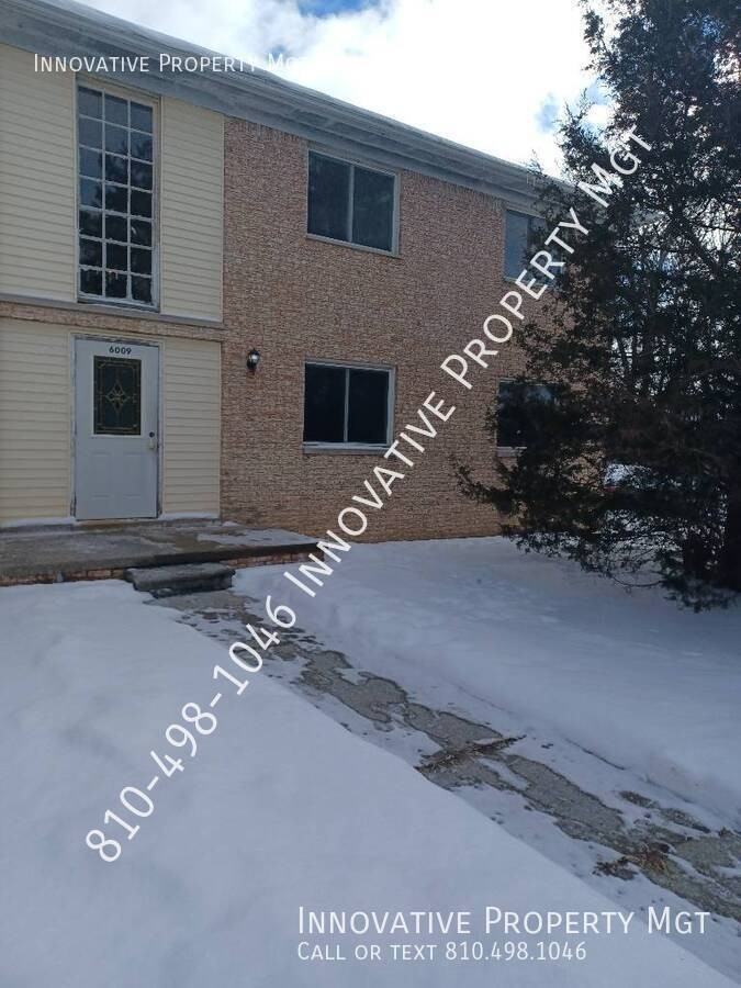 6009 Holiday Gardens Dr #2 - Photo 2 of 29