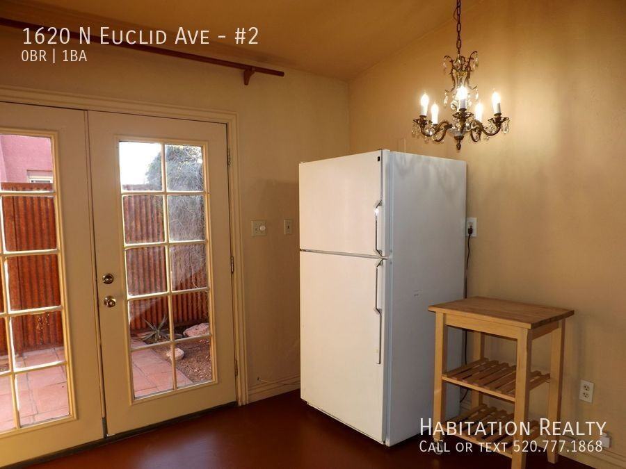 1620 N Euclid Ave #2 - Photo 6 of 15
