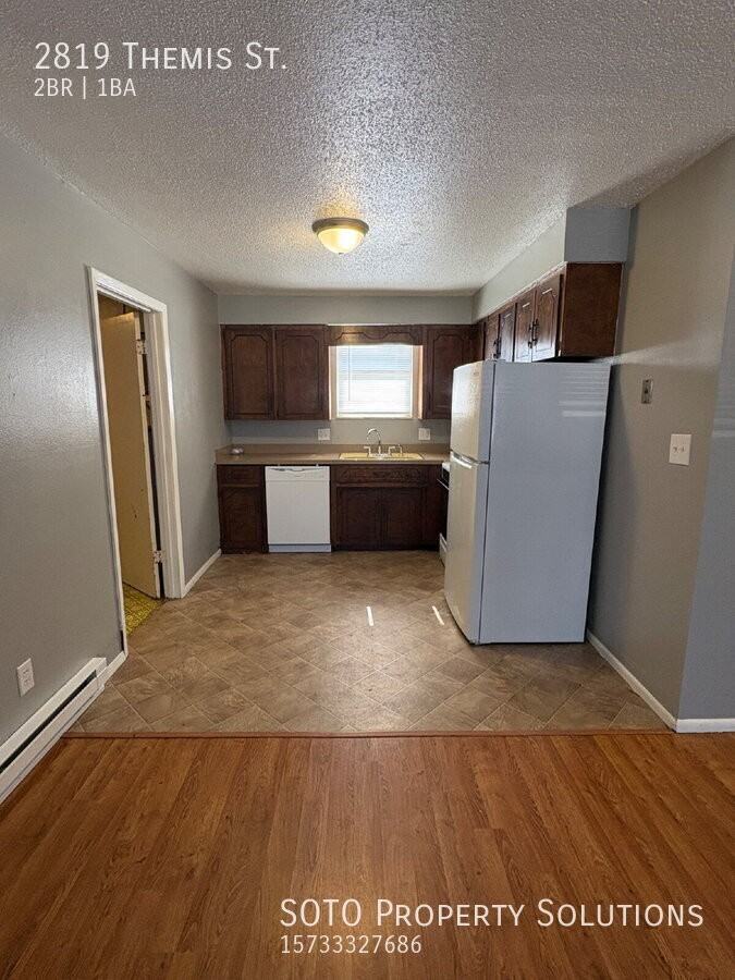 2819 Themis St - Photo 3 of 9