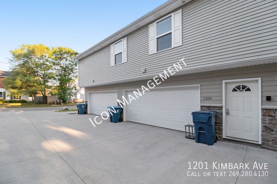 1201 Kimbark Ave - Photo 4 of 21