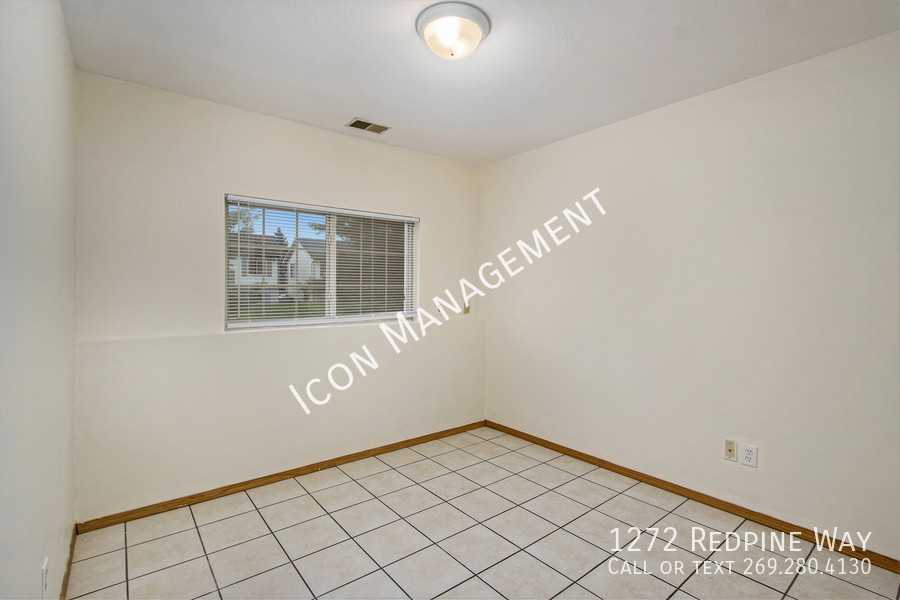 1272 Redpine Way #1264 - Photo 7 of 19