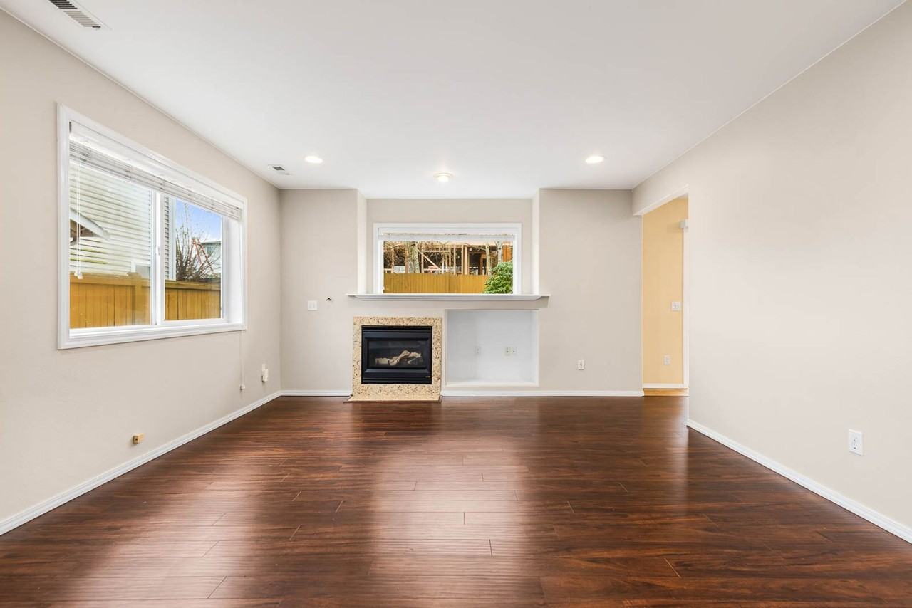 3225 156th St Sw #7 - Photo 2 of 27