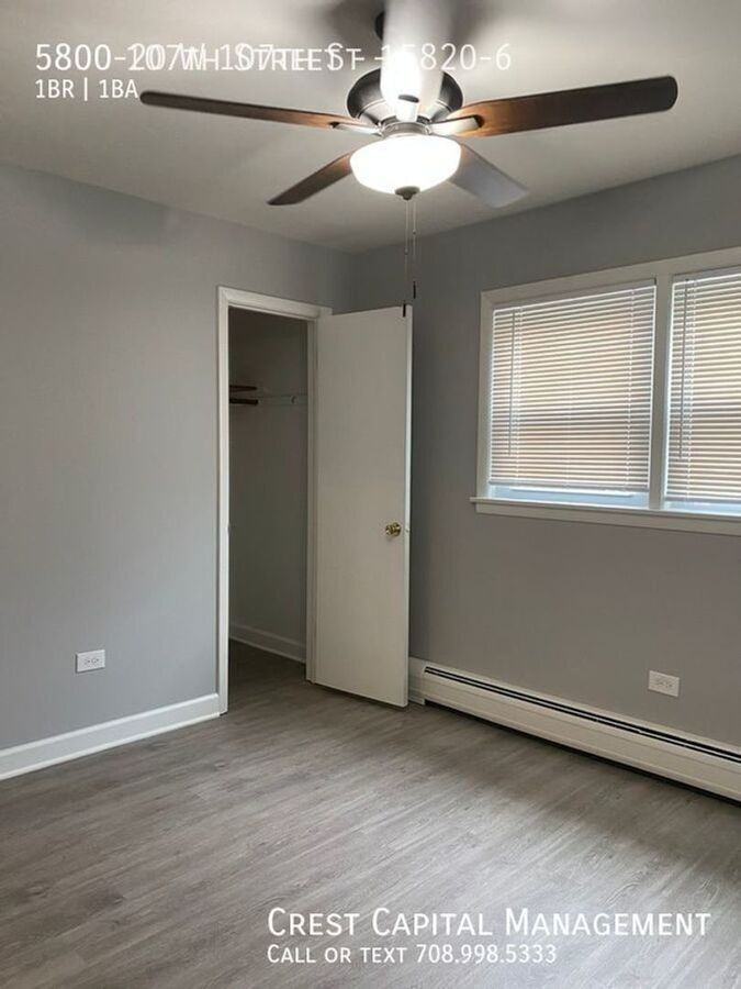 5820 107th St #4 - Photo 5 of 9