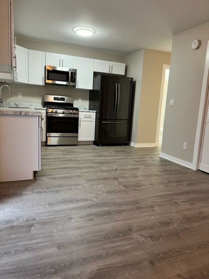 1805 Dainesway - Photo 2 of 13