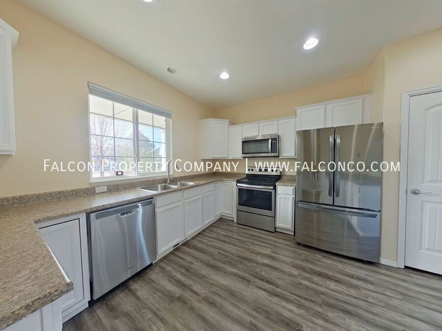 10151 Roughshod Pt - Photo 6 of 23