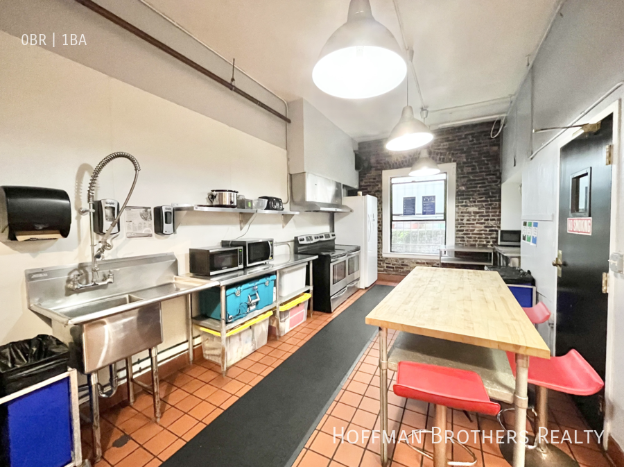 1010 Bush St #209 - Photo 6 of 10