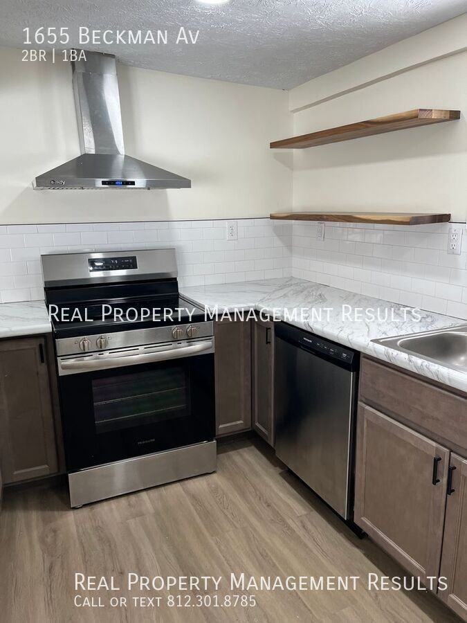 1655 Beckman Ave - Photo 5 of 14