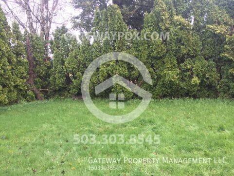 564 Illinois Ave Ne - Photo 5 of 24