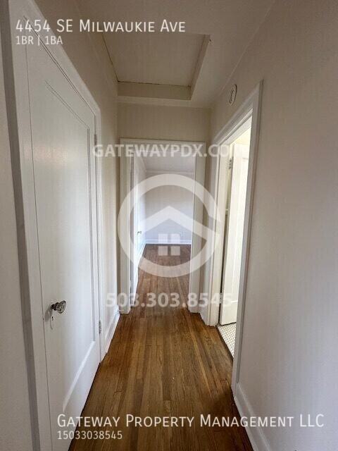 4454 Se Milwaukie Ave - Photo 7 of 28