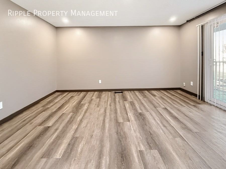 1517 44 St Se #NA - Photo 5 of 27